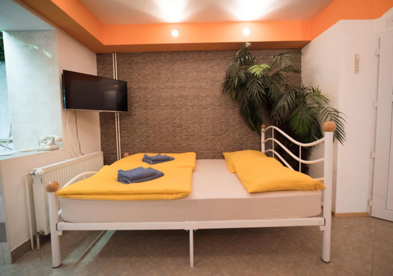 Klub Zlata Ribica Otel Jesenice Dış mekan fotoğraf